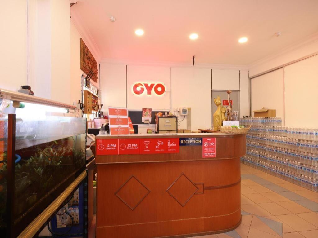 Oyo 1090 Hollitel Hotel Melaka Exteriér fotografie